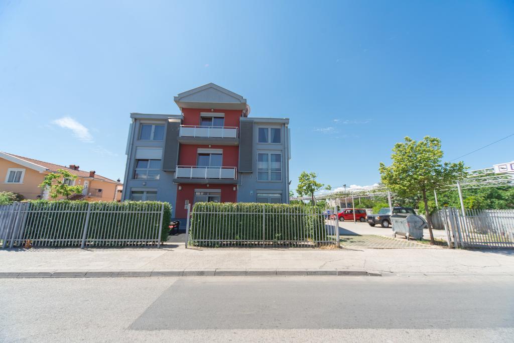 Hotel Piramida Podgorica Exterior foto